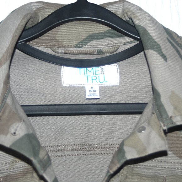 NWT TIME AND TUE Camouflage Military Denim Jacket - Picture 2 of 6